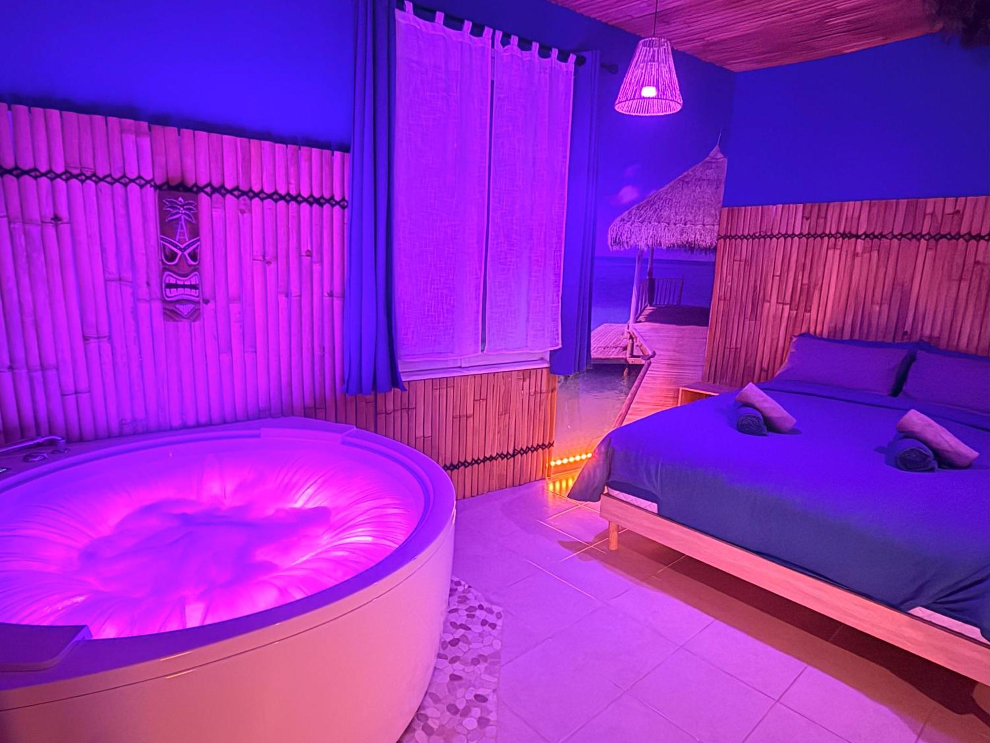 Narbnb - Bora-Bora Suite - Jacuzzi - Centre - Clim Narbona Exterior foto